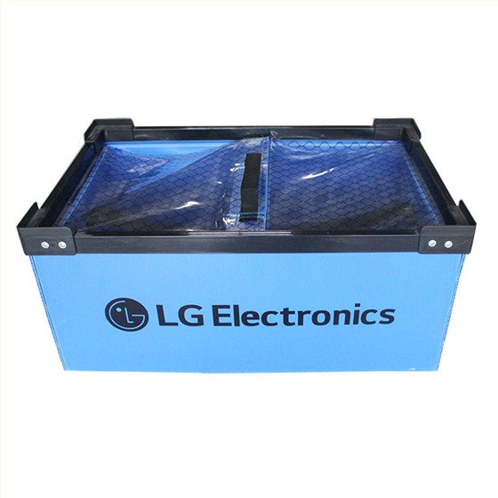 帶蓋中空板周轉(zhuǎn)箱7